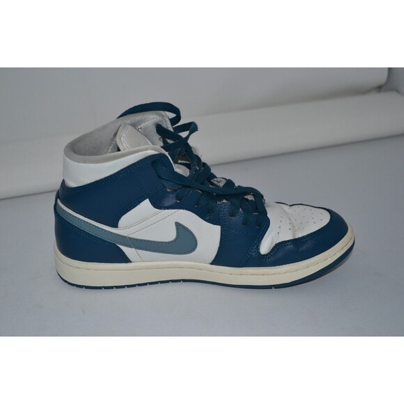 Air Jordan 1 Mid Women's Shoes Size 8.5 WMN Sky J French Blue BQ6472-414 Sneaker - Picture 7 of 12